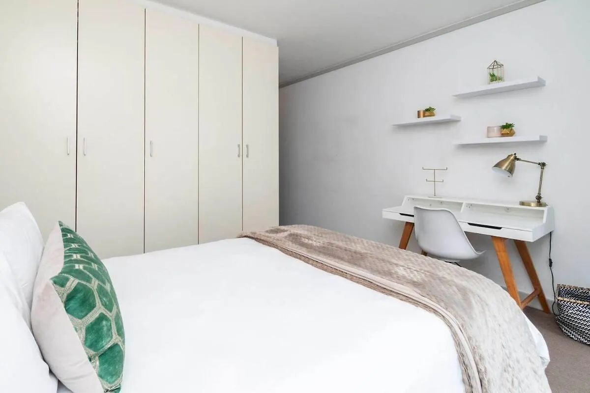 Lovely 2 Bed In Claremont Ciudad del Cabo Apartamento